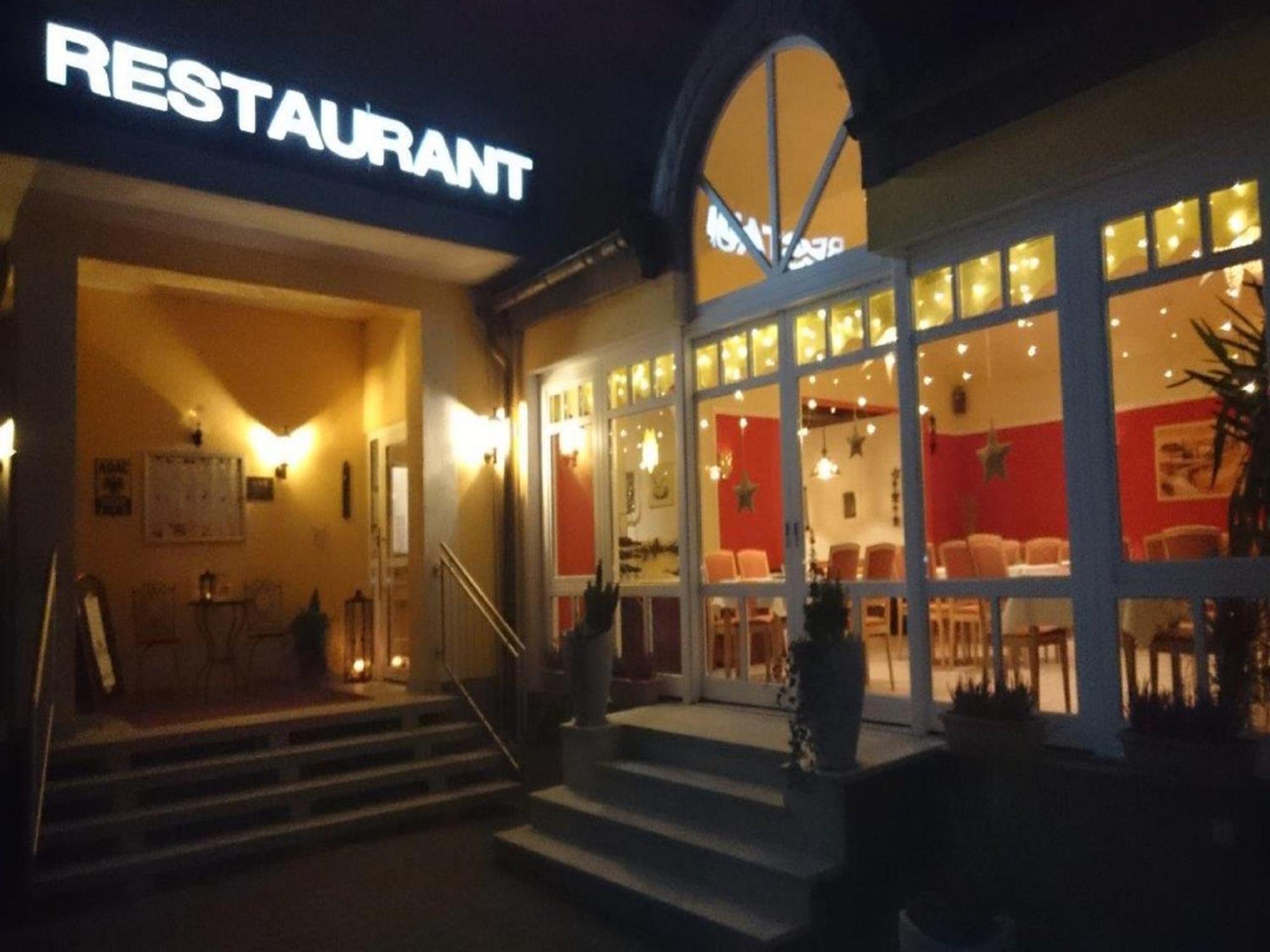 Hotel Goldbaechel Wachenheim an der Weinstraße Exteriör bild